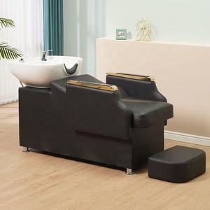 Unidad de lavado de cabello para salón de belleza con lavacabezas inclinable de cerámica y asiento ajustable - Product Image 5