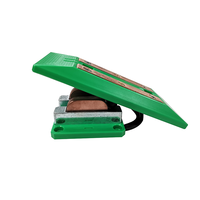 Chargeur de station d'accueil TZBOT modèle TZ-CP-50A avec plaque et bloc de brossage pour véhicules de navigation AGV