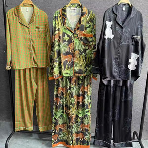 CONJUNTO DE PIJAMAS TALLA DE FÁBRICA AL POR MAYOR DE FÁBRICA REINO UNIDO EE. UU. PRENDAS DE VESTIR STOCK PIJAMAS DE ALGODÓN RAYÓN SEDOSO - Product Image 2