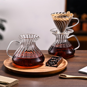 Ensemble de cafetières à versement en verre borosilicate de qualité supérieure, résistantes à la chaleur, à design côtelé, adaptées aux aliments, pour la maison ou le bureau - Product Image 1