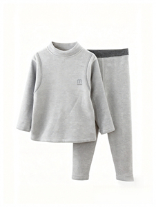 Ensemble de vêtements de nuit pour filles et garçons en gros, imprimé de dessins animés d'hiver, respirant, tissu en velours thermique brossé double face, poids lourd - Product Image 5
