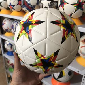 Ballon de football en PVC épais, résistant à l'usure, plusieurs styles, vente en gros, couture machine de haute qualité Pinming - Product Image 4