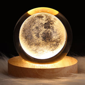 Lampe de nuit LED USB, lampe de table planète lune, boule de cristal 3D, cadeaux d'anniversaire pour la décoration de la maison - Product Image 2