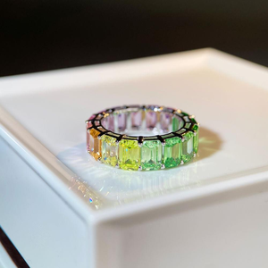 925 स्टर्लिंग चांदी इंद्रधनुष ज्यामितीय रंगीन मेराल्ड कट क्यूज सीज़ रिंग महिला फिंगर रिंग - Product Image 1