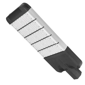 Chiếu Sáng Ngoài Trời Tiết kiệm năng lượng Chống nước IP67 100W 200W 300W 400W tất cả trong một đèn LED năng lượng mặt trời tích hợp - Product Image 5