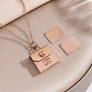 <span class=keywords><strong>Collana</strong></span> con Ciondolo a Forma di Libro in Acciaio Inossidabile di Lusso, Impermeabile e Resistente allo Sbiadimento - Product Image 5