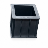 Moule de laboratoire pour l'échantillonnage de béton, pour essai de cube de béton armé avec cavités carrées