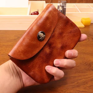 กระเป๋าใส่บัตรหนังเทียมใส่บัตรแบบย้อนยุคสำหรับผู้ชายกระเป๋าใส่หนังฟอกฝาดใส่เหรียญชั้นบนสุด - Product Image 1