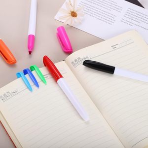 Tragbarer Fleckenentferner-Stift für Wein, Blut, Tinte, Obst, Kaffee und Transparente Tinte auf Teppichen und Kleidung - Product Image 5
