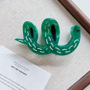 YJL nuevo diseño Animal serpiente agua ondulación patrón acetato garra Clip exquisito Color verde fresco pinza <span class=keywords><strong>de</strong></span> <span class=keywords><strong>pelo</strong></span> niñas Clip - Product Image 6