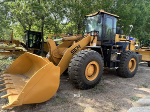 Cargador de ruedas SEM655D usado en Japón original en buenas condiciones, motor Cat con componentes básicos, caja de cambios y bomba a la venta - Product Image 3