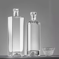 Bouteille carrée unique de 250ml 375ml 500ml 1000ml Tequila Rhum Liqueur Brandy Whisky Vodka avec bouchon en verre