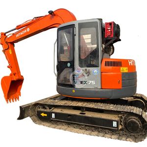 Potente motore Hitachi EX75 escavatore cingolato idraulico per macchine di seconda mano per uso domestico escavatore usato da 7 tonnellate - Product Image 1