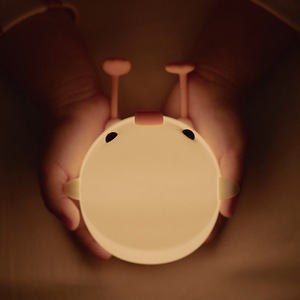 Lampe de chevet en silicone en forme de canard, lumière LED blanche chaude, rechargeable par USB, commande tactile, pour chambre de bébé QV 07 - Product Image 5