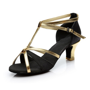 <span class=keywords><strong>Scarpe</strong></span> <span class=keywords><strong>da</strong></span> <span class=keywords><strong>Ballo</strong></span> Latino Professionali per <span class=keywords><strong>Donna</strong></span>, Tacco Alto, <span class=keywords><strong>Comode</strong></span> per Tango e Valzer, con Glitter, per Sala <span class=keywords><strong>da</strong></span> <span class=keywords><strong>Ballo</strong></span>/Latino - Product Image 4