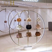 Étagères de présentation de sacs pour femmes, design personnalisé, pour magasins de détail, présentoirs en bois, vitrines et étagères murales pour sacs à main avec éclairage