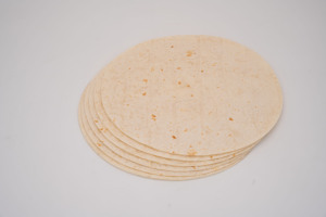 Pancake Mexicano de Maíz de 6 Pulgadas, Tamaño Personalizado, Piel Delgada y Suave, 12 Piezas, Conveniente y Instantáneo - Product Image 6