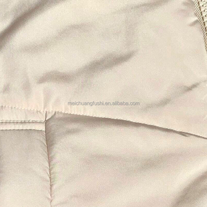 Gilet matelassé court personnalisé OEM pour <span class=keywords><strong>femme</strong></span>, col montant, <span class=keywords><strong>sans</strong></span> manches, chaud, coupe-vent, <span class=keywords><strong>doudoune</strong></span> d'hiver - Product Image 5