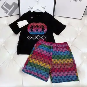 Vêtements d'été de luxe en coton pour enfants Vêtements de créateurs de mode pour garçons Ensemble de pantalons deux pièces pour enfants Ensembles de shorts deux pièces pour bébés