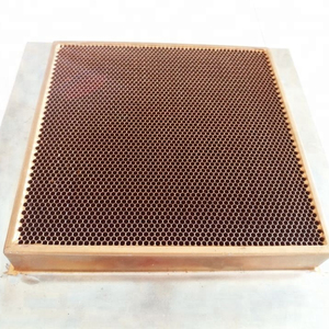 Sfiato antiruggine a nido d'ape sfiato schermante in ottone inossidabile di alta qualità con/senza telaio per la ventilazione di schermatura MRI - Product Image 1