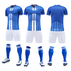 Set di tuta da calcio per adulti personalizzabile all'ingrosso Top di moda con stampa Logo prodotto da società di abbigliamento sportivo professionale - Product Image 5