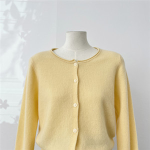 महिलाओं के ऊन कार्डिगन अनुकूलित वसंत उच्च गुणवत्ता वाले नरम पतली ऊन क्रू गर्दन बुना हुआ कार्डिगन स्वेटर - Product Image 2