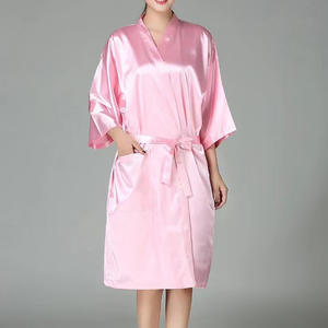 ชุดคลุมซาตินกันน้ำแบบสั้น คุณภาพสูง สั่ง<span class=keywords><strong>ทำ</strong></span>โลโก้ได้ เหมาะสำหรับร้านทำผม ร้านเสริมสวย สปา - Product Image 4