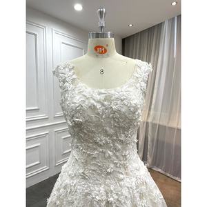 Vente en gros 2023 <span class=keywords><strong>Robe</strong></span> de mariée élégante et sobre en forme de A Champagne Dentelle perlée <span class=keywords><strong>Robe</strong></span> de mariée pour <span class=keywords><strong>mariage</strong></span> civil - Product Image 5