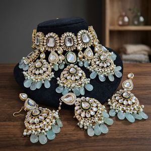 Magnifique ensemble collier et boucles d'oreilles en laiton plaqué or 14 carats, style Kundan Jaypuri, pour mariage et fiançailles indiens, prix bas, M Creation - Product Image 2