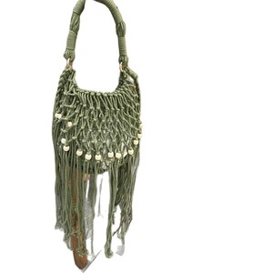 Sac seau portable en paille tressée et polyester, fait main avec pompon, au design élégant, style décontracté et tendance pour femme - Product Image 5