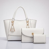 Set Tas Tangan Wanita Hitam Elegan 3 Buah, Bahan Kulit PU Premium dengan Hiasan Rumbai dan Set Dompet Clutch Senada