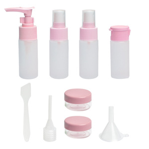 Juego de botellas cosméticas de viaje, 4 piezas con bomba pulverizadora y embudo para el cuidado de la piel, tamaño de viaje portátil y recargable - Product Image 5