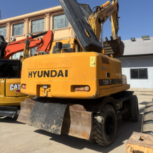 Excavatrice sur chenilles HYUNDAI 150W-7 d'occasion de bonne qualité, faible nombre d'heures, bien entretenue, moteur diesel, pompe hydraulique, parfaite pour la route - Product Image 1