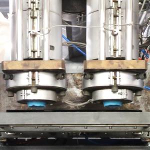 TONGDA HT30L Double station Entièrement automatique machine de moulage par soufflage d'extrusion pour pp hdpe <span class=keywords><strong>20l</strong></span> <span class=keywords><strong>jerrycan</strong></span> - Product Image 3