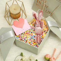 Boîte à rouge à lèvres et parfum rigide en papier recyclable personnalisée directement de l'usine, emballage cadeau créatif avec nœud et fleur, revêtement UV durable
