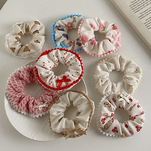 Vente en gros <span class=keywords><strong>de</strong></span> chouchous floraux avec nœud d'ours mignon, tissu à <span class=keywords><strong>haute</strong></span> élasticité, attaches pour cheveux <span class=keywords><strong>de</strong></span> <span class=keywords><strong>queue</strong></span> <span class=keywords><strong>de</strong></span> <span class=keywords><strong>cheval</strong></span> pour femmes, accessoires pour cheveux à la mode - Product Image 1