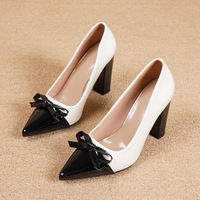 Chaussures habillées en cuir verni à talon épais et bloc de couleur, bout pointu, avec nœud papillon, pour femme, style bureau, tendance mode