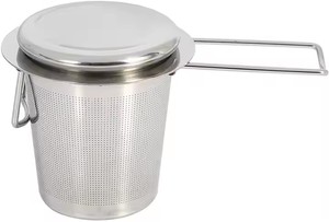 Accessoires de service à thé portables Pliable 304 Passoire à thé en acier inoxydable Double poignée Infuseur à thé avec filtre en métal - Product Image 5