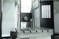 Équipement d'usinage de moteur manuel de fraiseuse horizontale de machine industrielle HME125