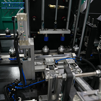 Lones Tipo 2 Cavidad Máquina de fabricación de botellas de tarros de miel completamente automática Máquina de moldeo por soplado impulsada por motor controlado por PLC