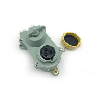 Prise de courant marine RSIL2-22 avec 3 prises AC, verrouillage mécanique IEC, prise PVC, tension nominale 125V, compatible avec les normes américaines et chinoises - Product Image 2