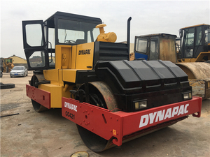 รถบดอัดแอสฟัลต์แบบสั่นสะเทือนสองลูกกลิ้ง Dynapac CC421 รุ่นดั้งเดิมของสวีเดน ใช้สำหรับการบดอัดแอสฟัลต์ การก่อสร้างทางหลวง และการซ่อมแซมถนน - Product Image 2