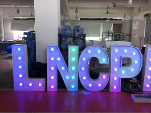 Insegna Luminosa al Neon Mr & Mrs per Eventi Nuziali 2025, Lettere Giganti da 4 Piedi per Pubblicità Aziendale - Product Image 6