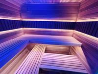Kubus luas Sauna 4 orang, Redwood, tempat duduk ergonomis & Bluetooth, harga grosir