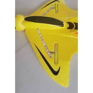 Avión eléctrico de espuma RC, planeador de lanzamiento manual EPP, juguete para interiores y exteriores para niños de 5 a 7 años, listo para volar - Product Image 3