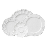 Assiettes de présentation de mariage gaufrées en céramique, style dentelle vintage festonnée, vente en gros, pour événements, location et fournitures de traiteur, lot de 4