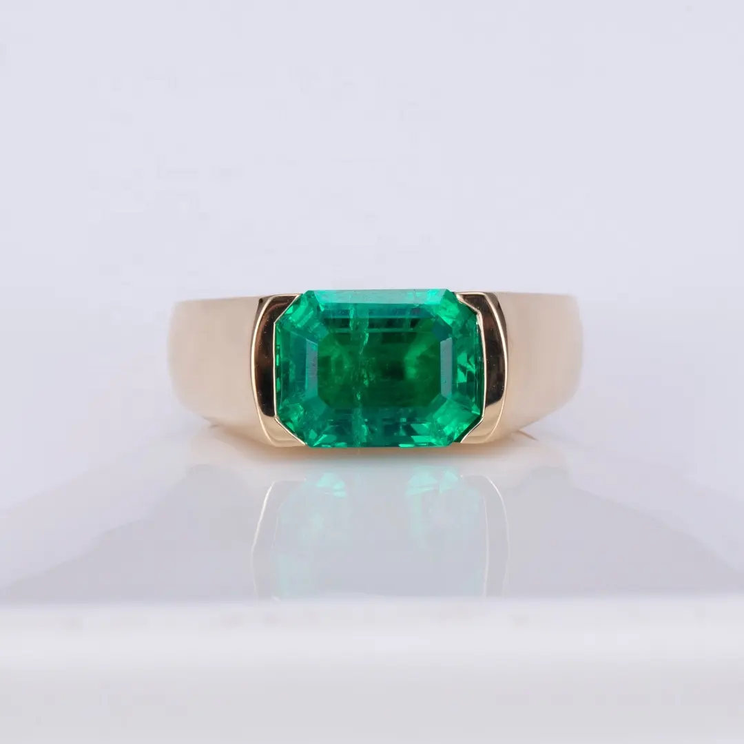 Nuovo stile vendita calda 18K oro giallo massiccio laboratorio-cresciuto verde smeraldo anello da uomo con certificato