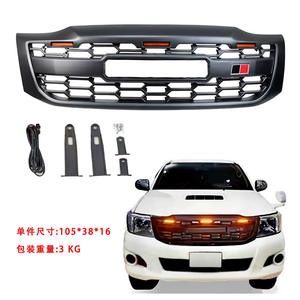 Calandre de voiture CN-GE pour Toyota Hilux 12-14 Noir mat 105x38x16 avec matériel de fixation - Product Image 1