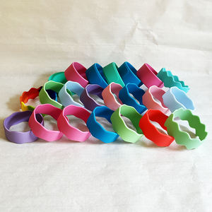 Colori personalizzati riutilizzabili antiscivolo impermeabili Non tossici in Silicone borraccia etichette personalizzate per bambini - Product Image 4