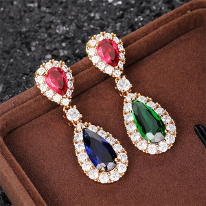 Orecchini Barocchi Vintage per Donne, Accessori per Orecchie Colorati e alla Moda per Uso Quotidiano - Product Image 5